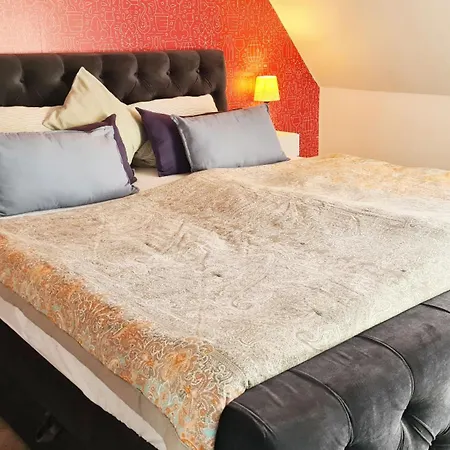 Weinstock - Klimatisierte Mit Sonnenterrasse Апартаменты *