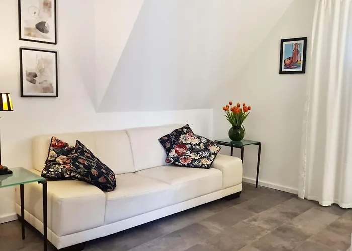 Weinstock - Klimatisierte Mit Sonnenterrasse Reil